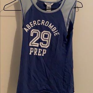 Light blue sleeve less shirt